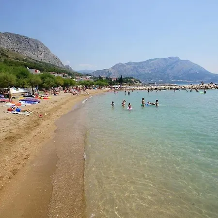 Apartment In With Sea View, Terrace, Air Conditioning, Wi-fi *