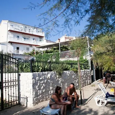 Apartment In With Sea View, Terrace, Air Conditioning, Wi-fi *