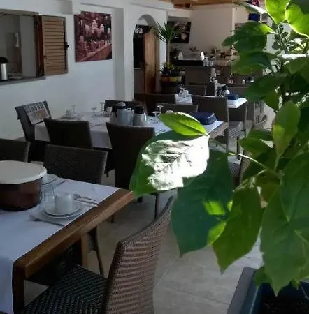In With Sea View, Terrace, Air Conditioning, Wi-fi Apartment Duće
